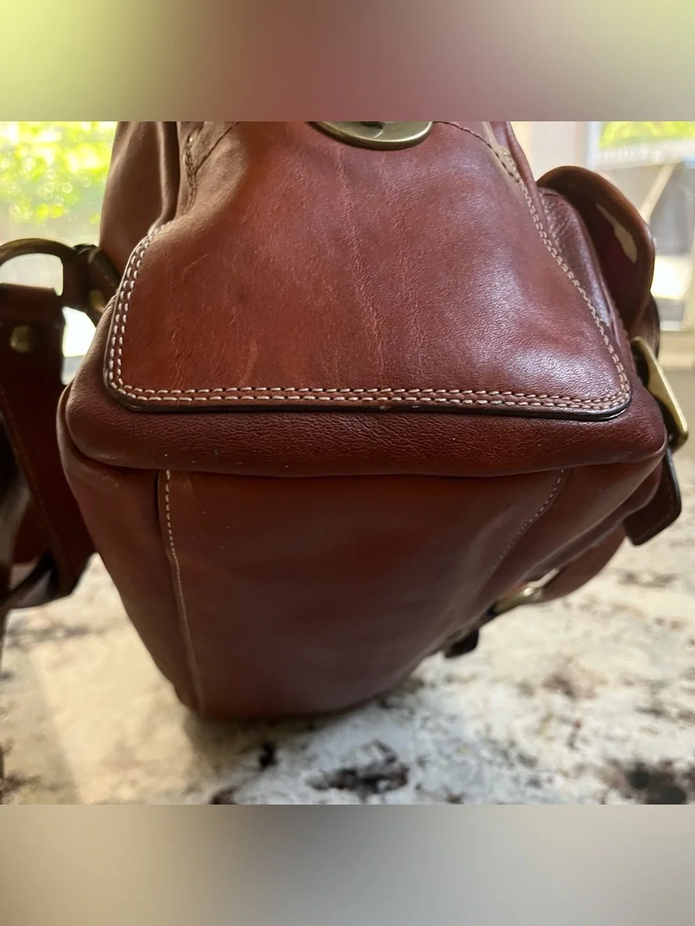 Coach Legacy Mandy satchel leather with brass hardware. Pre-Owned condition-Good - Picture 6 of 16